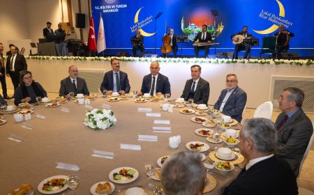 Vakıf Başkanları İftar Proğramında Bir Araya Geldi