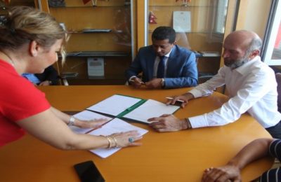 ADALARDA GERİ DÖNÜŞÜM TEKSTİL ATIKLARIYLA DEVAM EDİYOR