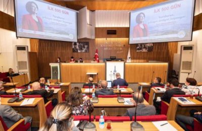 Başkan Soyer Karaburun Belediye Başkanı’nı dinledi
