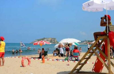 İBB 2021 PLAJ SEZONUNDA 618 CANKURTARAN İLE HİZMET VERİYOR