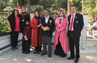 Huzurevi sakinleri, şehit ve gazileri andı
