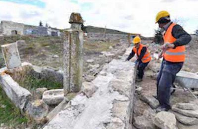 BAŞKENTİN TARİHİ ÇEŞME VE TÜRBELERİ GÜN YÜZÜNE ÇIKARTILIYOR