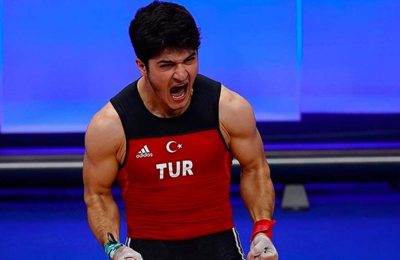 Batum’da Furkan Özbek’ten halterde Avrupa rekoru